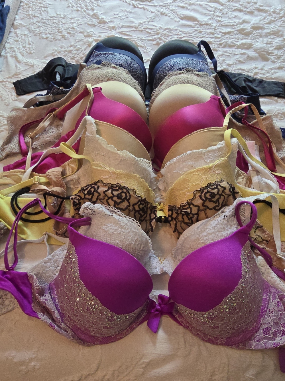 Victoria's Secret Mixed Lace & Molded Bras in Fuchsia, Yellow, White, Black